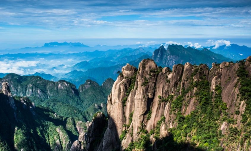 除了三山五岳,中国还有许多名山大川,其中这6座一生必去
